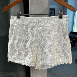 Monteau Lace Overlay Shorts - Creamy White M